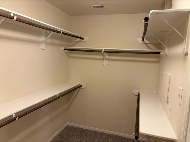 Building Photo - 14915 Silver Br Trl