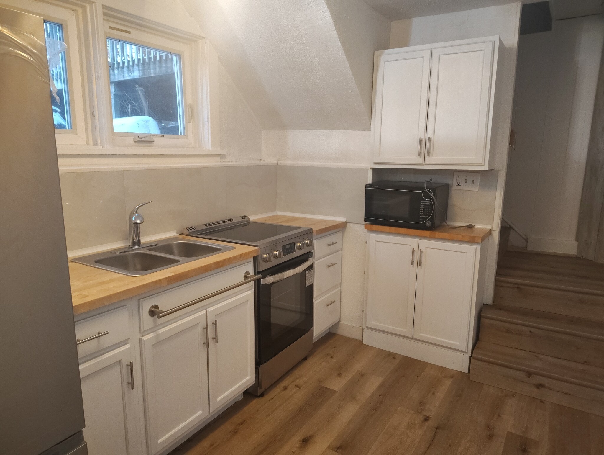 Building Photo - 6 S German St