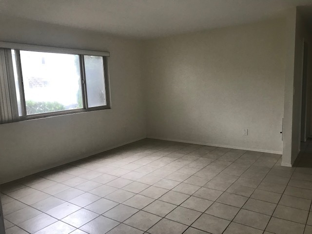 Living room 2 - 1201 N Vulcan Ave