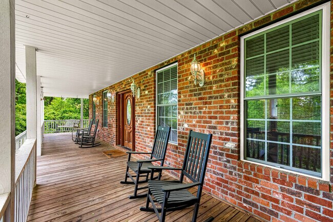 Building Photo - 48 Sherry Ln