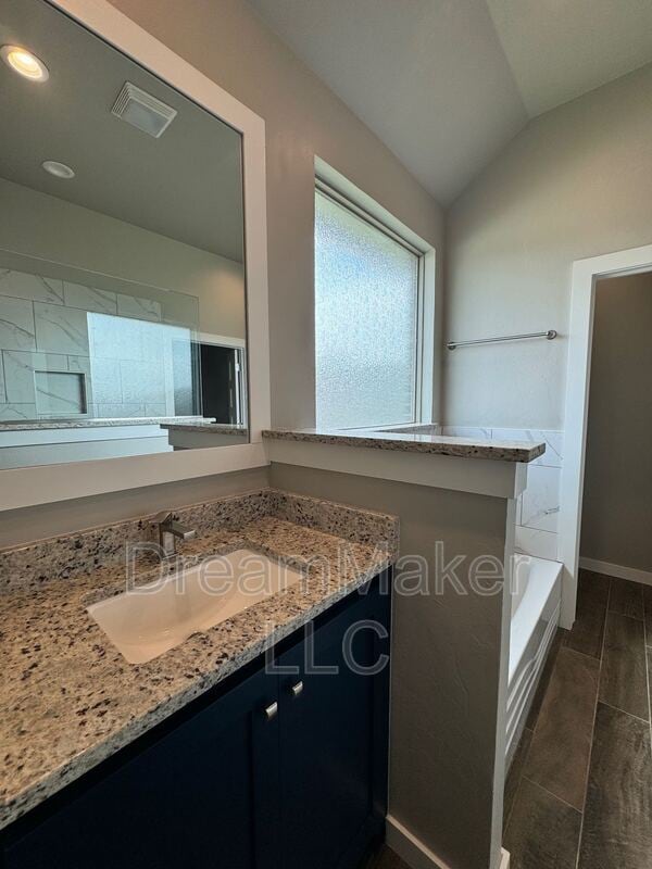 Building Photo - 5328 Red Maple Ave