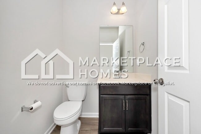 Building Photo - 26639 Kyle Ln