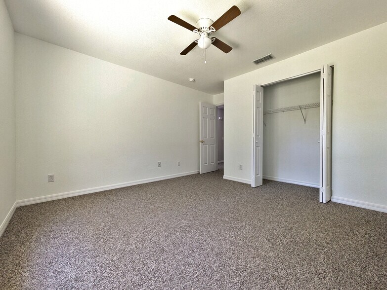 Guest Bedroom - 1151 N Lion Cub Pt