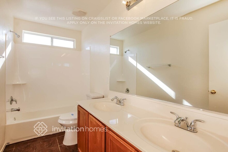 Building Photo - 22249 W Sonora St