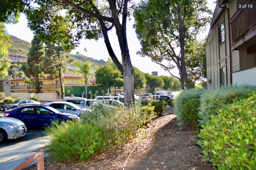 Building Photo - 5462 Adobe Falls Rd