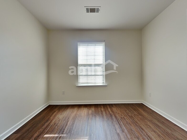 Building Photo - 9274 Afton Grove Rd