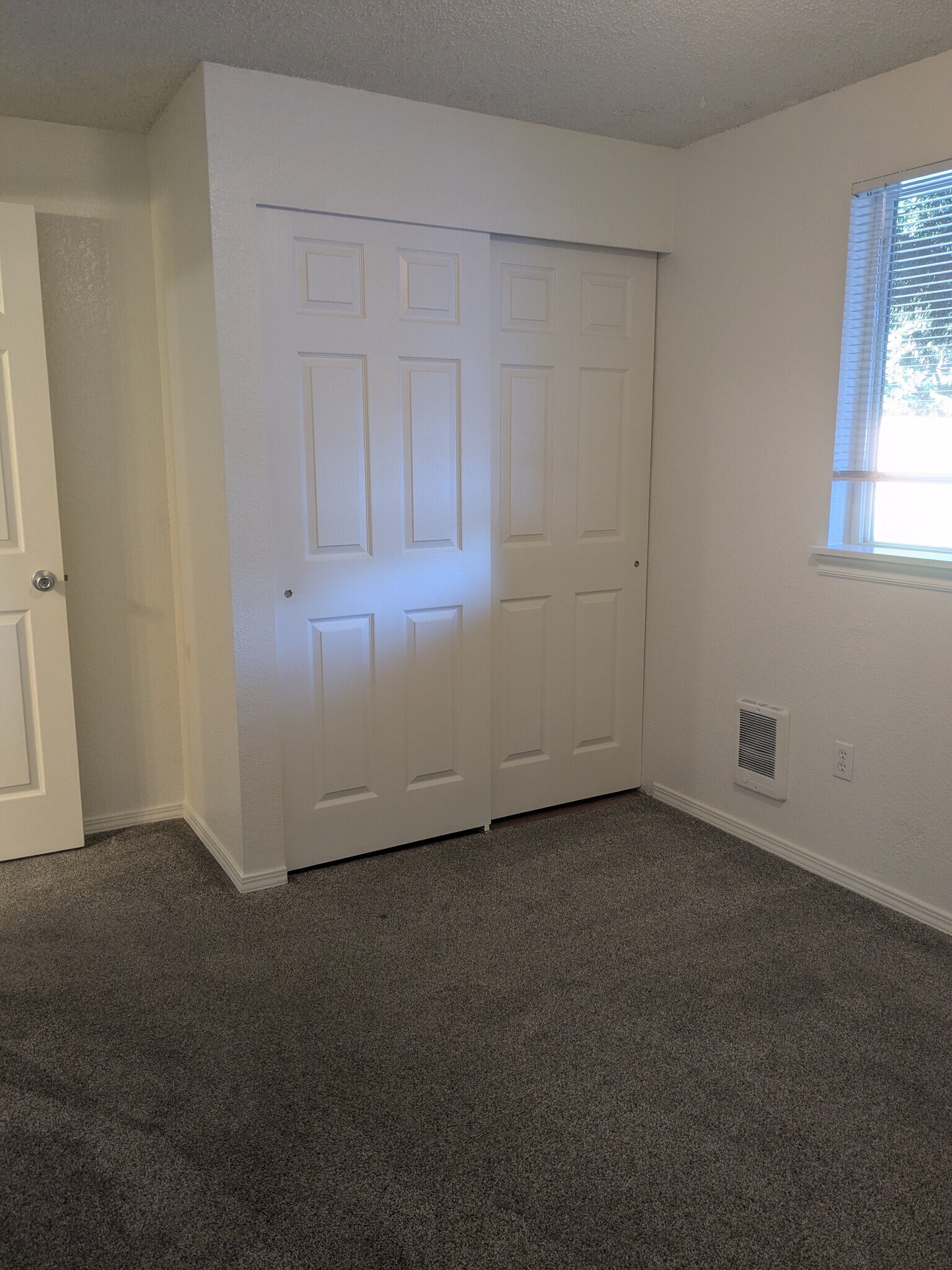 Front bedroom closet - 9127 Meridian Pl NE