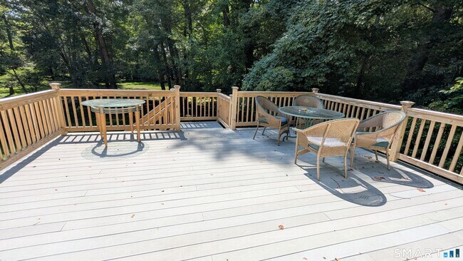 Building Photo - 1139 Brookside Dr