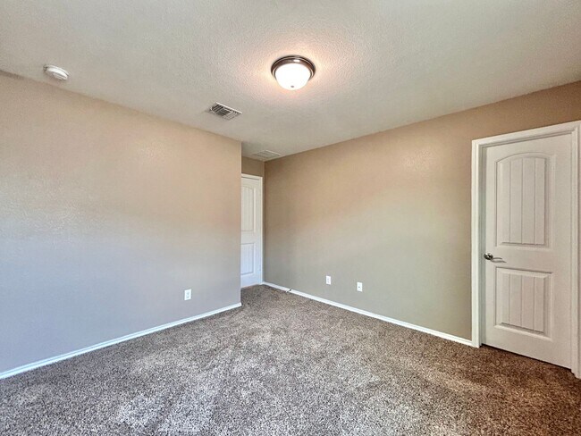 Building Photo - 4/BR 2.5/BA Home with Garage, Laundry Room...