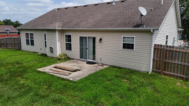 Building Photo - 4203 Spring Cress Dr