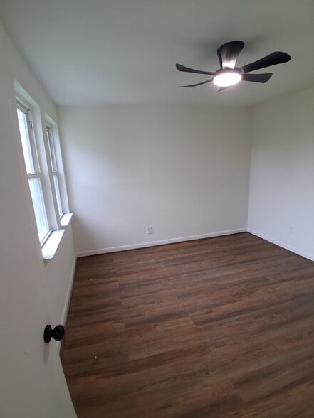 Building Photo - 519 Cherry Hill Rd