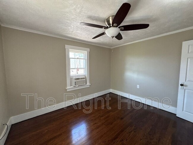 Building Photo - 1521 Park Wild Ave