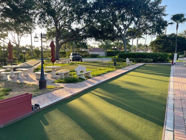 Building Photo - 7936 Laina Ln