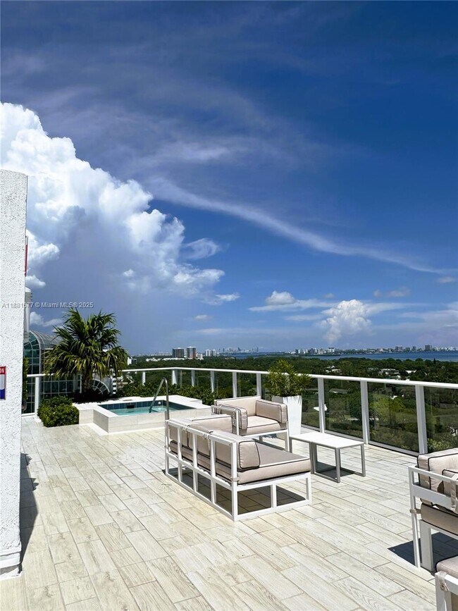 Building Photo - 4250 Biscayne Blvd