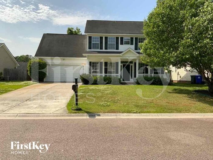 Primary Photo - 591 Tribeca Ct