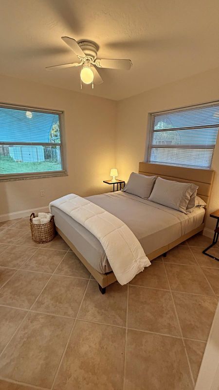 Building Photo - 1931 Mayo St