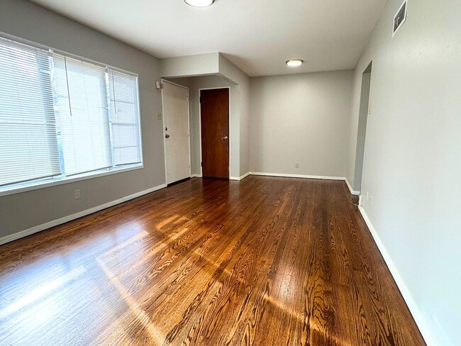 Building Photo - Charming Mid-Century Home with Basement and Fenced Backyard!