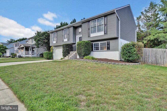 Building Photo - 350 Long Meadow Way