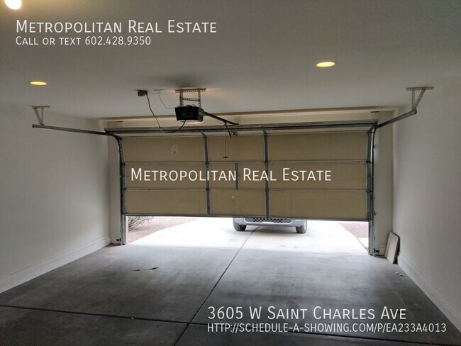 Building Photo - 3605 W St Charles Ave