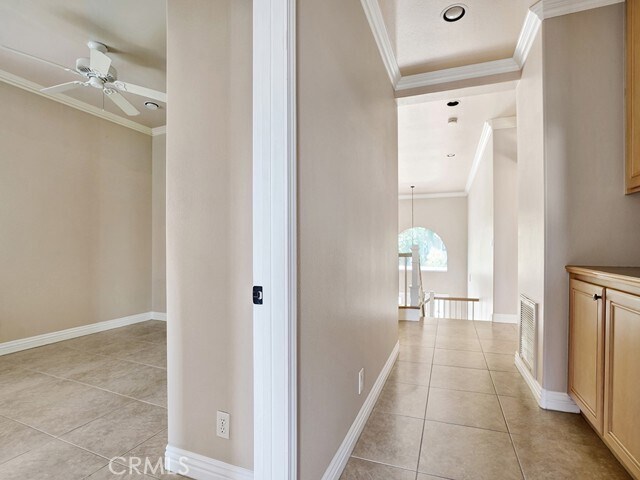 Building Photo - 2326 Pinehurst Dr