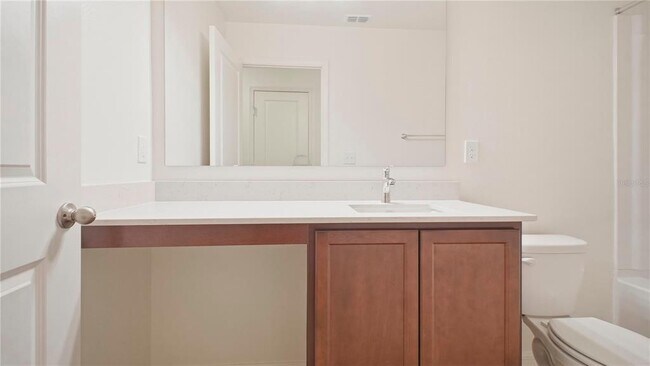 Building Photo - 2942 Lavanda Dr