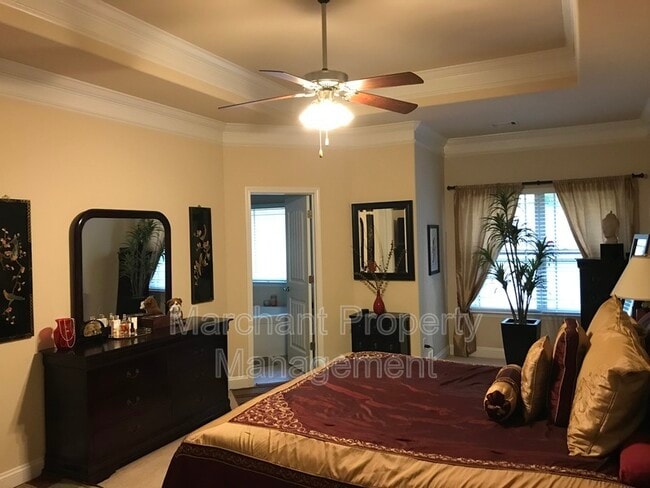 Building Photo - 500 Airdale Ln