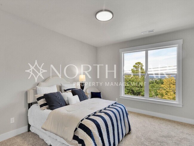 Building Photo - 8898-8898 Serenity Ter