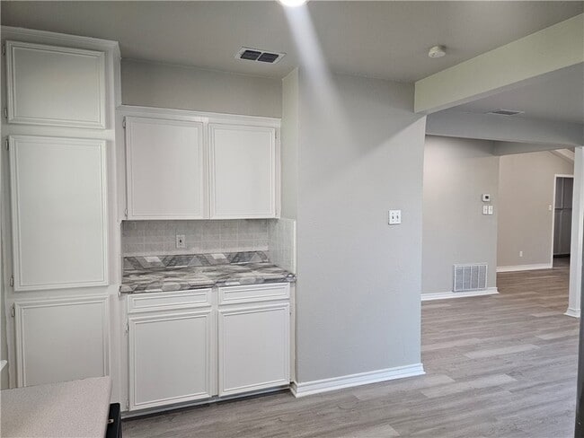 Building Photo - 4134 Sierra St