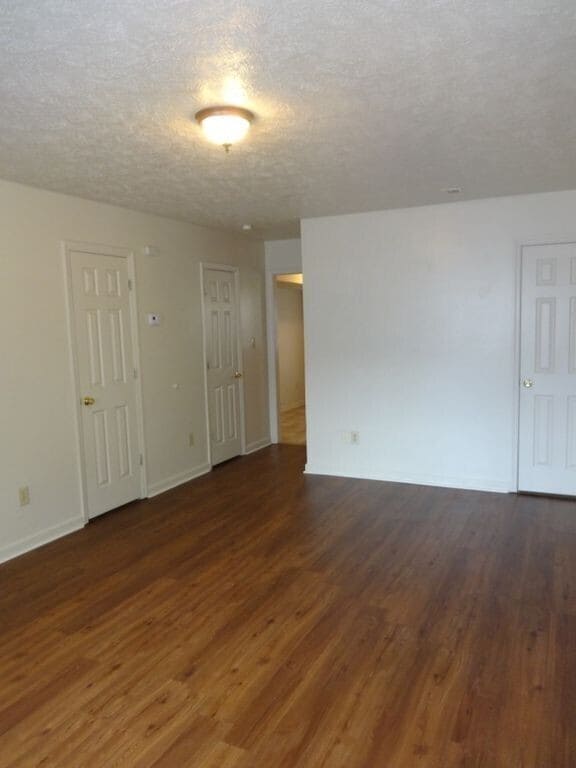 Building Photo - 919 Pedro Dr