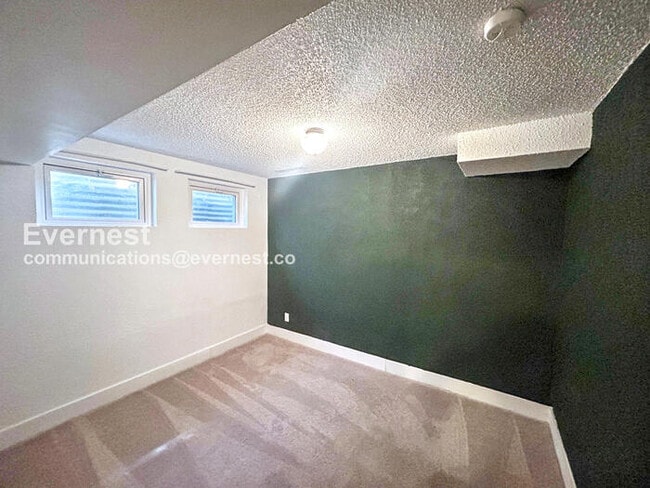 Building Photo - 3118 Squaw Valley Dr