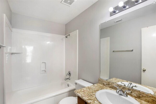 Building Photo - 18631 Atasca Oaks Dr
