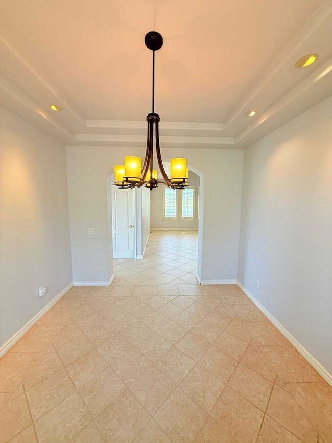 Building Photo - Pet-Friendly Hillside 4BR Home with New Flooring | Newbury Park