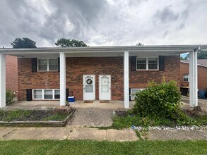 Building Photo - 3697 Crosby Dr