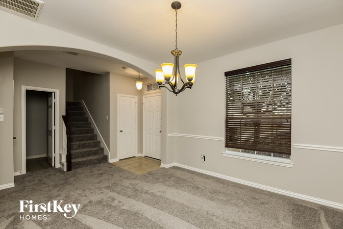 Building Photo - 1339 Lake Forest Dr