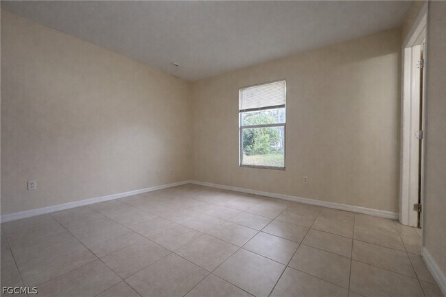 Building Photo - 3417 South St