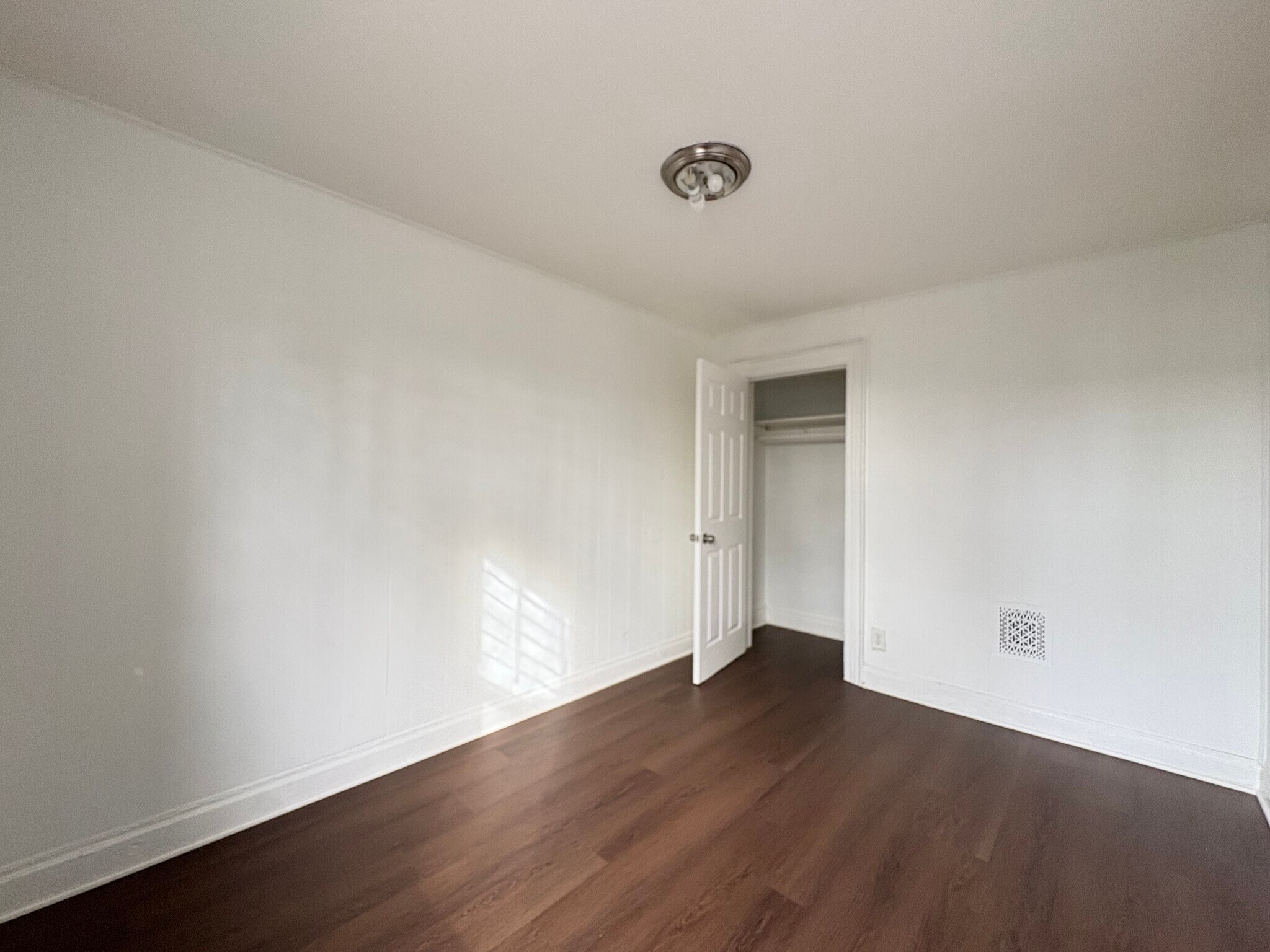 Building Photo - 181 Myrtle Ave