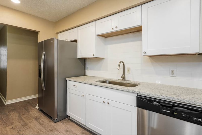 Building Photo - 5415 Vermillion Trail