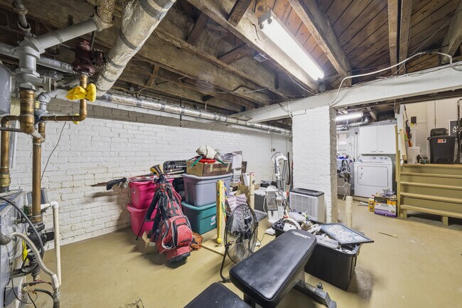 Building Photo - 710 Georgia Ave