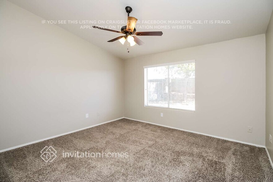 Building Photo - 2345 S Ananea