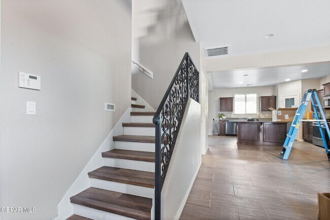 Building Photo - 7129 Long Meadow Dr