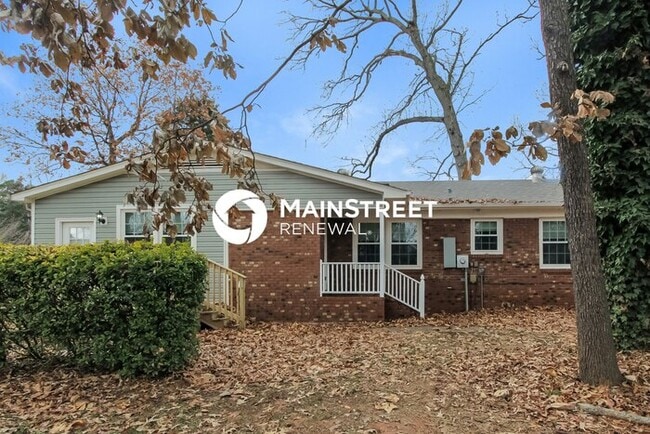 Building Photo - 2 Bedroom Pet-Friendly Home in CHARLOTTE, ...