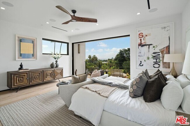 Building Photo - 1200 Angelo Dr