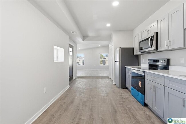 Building Photo - 1425 W Gordon St