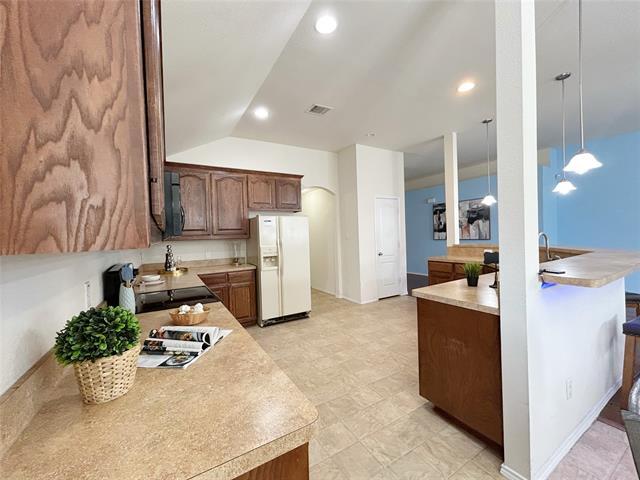 Building Photo - 2041 Matador Ranch Rd