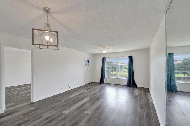 Building Photo - 2430 SW 81st Ave