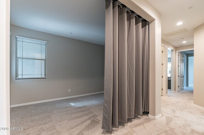 Building Photo - 11628 W Andrew Ln