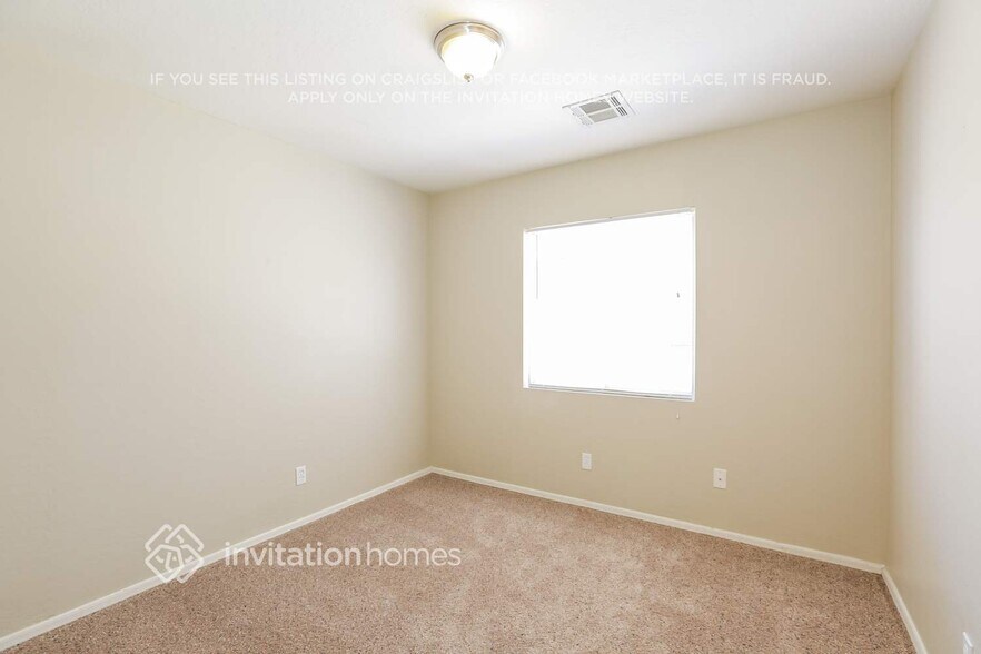 Building Photo - 3044 W Chanute Pass