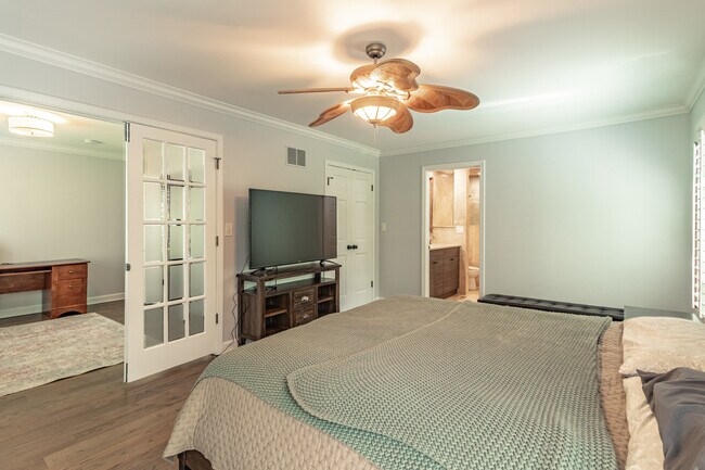 Building Photo - 31 Fox Trail