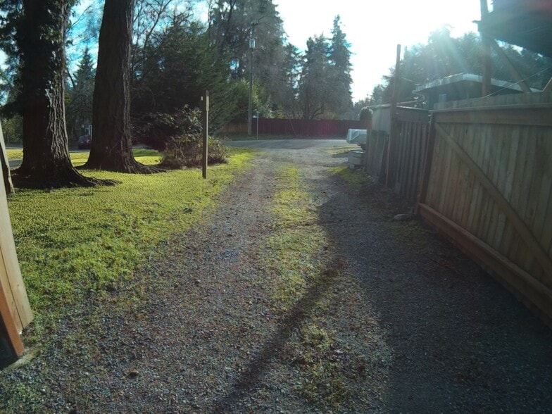 Building Photo - 15010 26th Ave NE