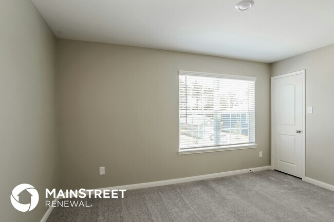 Building Photo - 23028 Bellini Dr